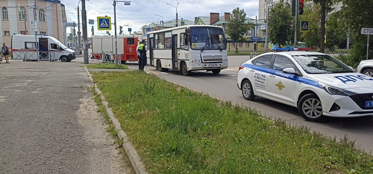 В Ярославской области автобус сбил 59-летнего пешехода
