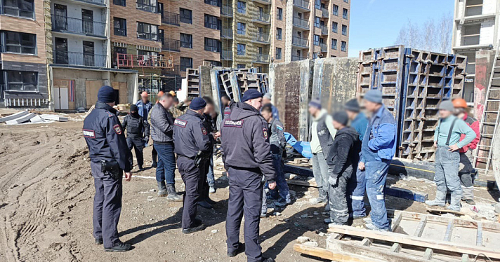 В Ярославской области в апреле выявили около 500 нарушений мигрантами