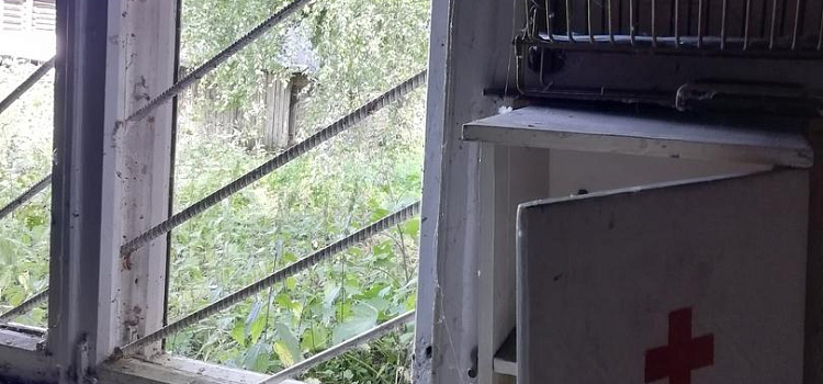 «Здание рушится на глазах». В Переславле-Залесском бьют тревогу из-за состояния базы детской спортивной школы_165821