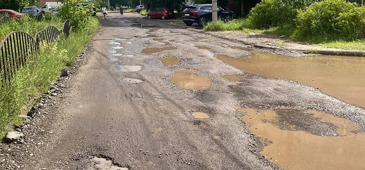 Мэрию Ярославля суд обязал привести в порядок проезды в Заволжском районе