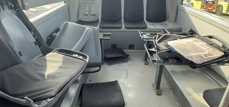 В Ярославле в ДТП с участием автобуса пострадали 11 человек_314607