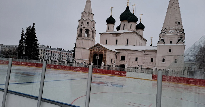 В Ярославле не смогли открыть каток на Советской площади