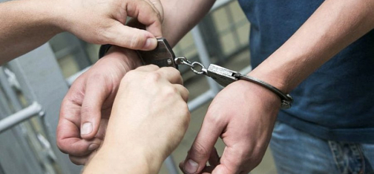 В Рыбинске суд вынес приговор двум телефонным мошенникам