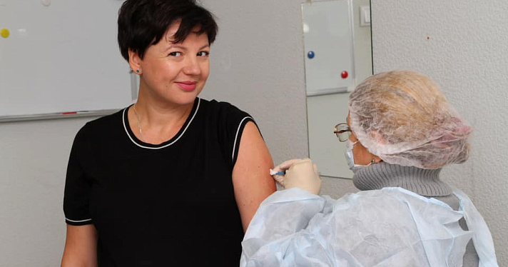 Ярославна вакцинировалась на 33 неделе беременности и рассказала о последствиях