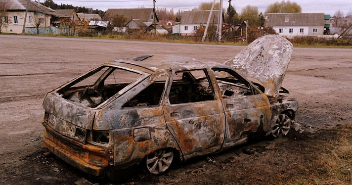 В Данилове сожгли машину журналистки Марины Борбат — ярославский ОНФ