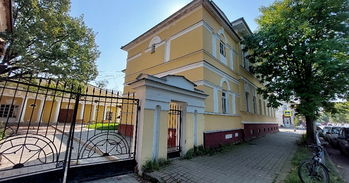 В Рыбинске на торги выставили шикарную купеческую усадьбу