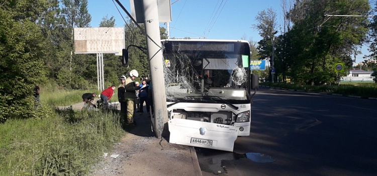 Прокуратура организовала проверку после ДТП с участием автобуса