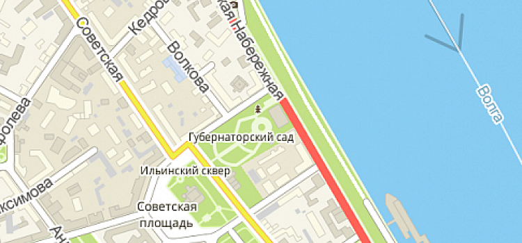 Мэрия Ярославля попросила автомобилистов убрать машины с некоторых центральных улиц на время уборки снега_229764