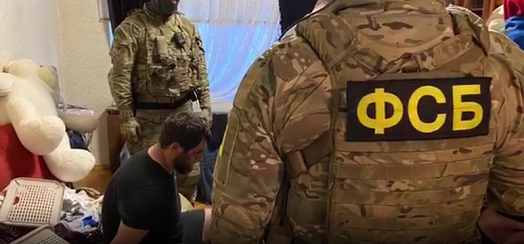 В Ярославле возбудили уголовное дело по обвинению в создании банды, вымогательстве и незаконном хранении огнестрельного оружия
