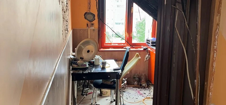 В Ярославле при взрыве самогонного аппарата в многоэтажке пострадали два человека_321205