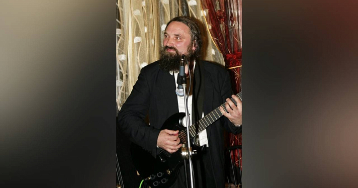 В Ярославле ушёл из жизни легендарный ярославский гитарист, священник Виктор Сомов