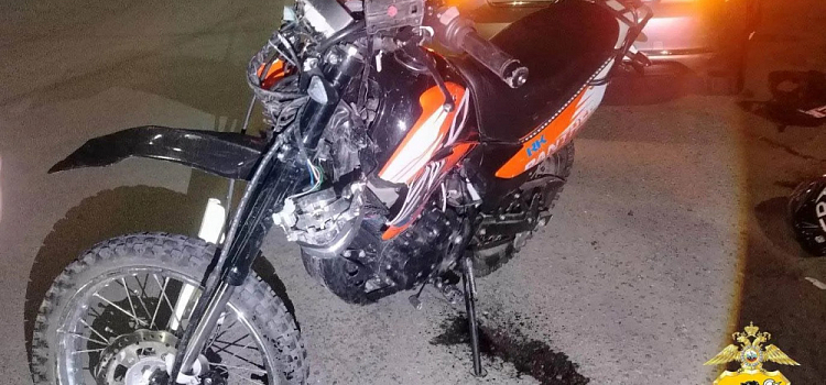 В Ярославской области в ДТП пострадали молодой байкер и его пассажирка