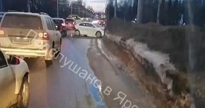 В ДТП на Тутаевском шоссе Ярославля пострадал подросток