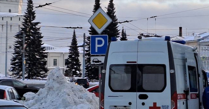 Ярославна засудила мэрию за падение на обледеневшем тротуаре