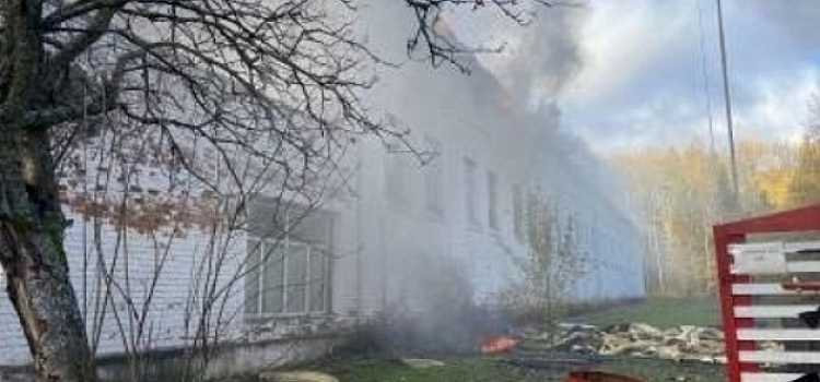 Обеспечивают военную безопасность: подробности о предприятии в поселке Бурмакино, где случился пожар