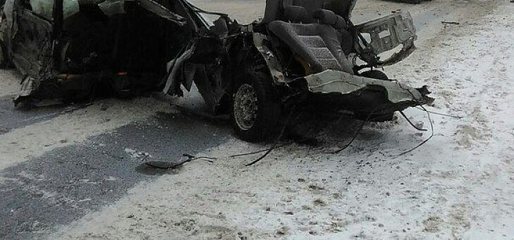 В Ярославском районе при ДТП машина превратилась в груду металлолома  _132447