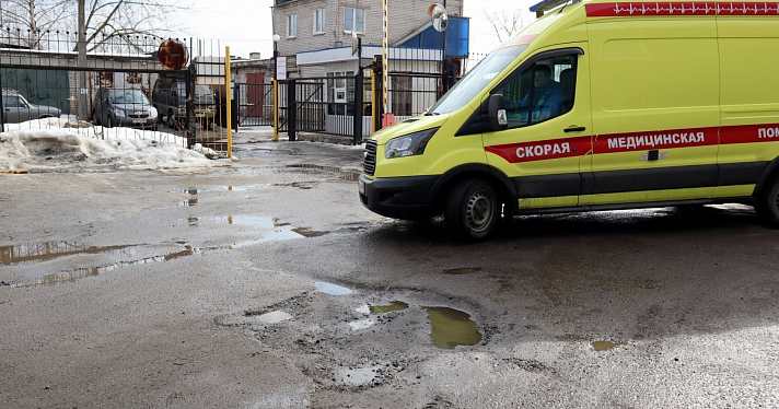 Ярославские активисты требуют, чтобы власти отремонтировали подъездные пути к больницам_175764
