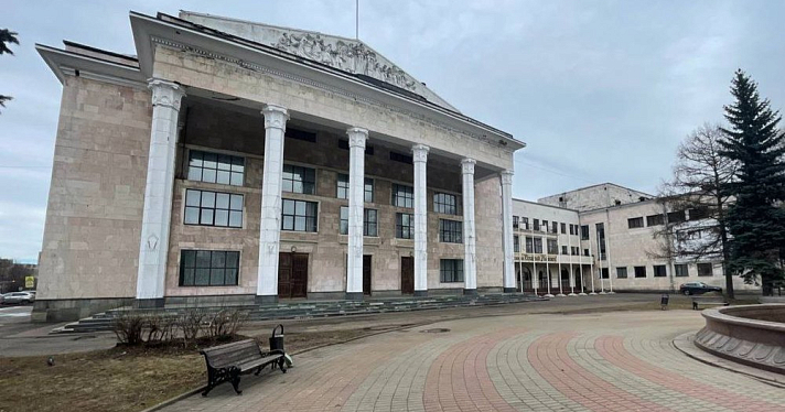 Рыбинский ДК «Авиатор» закрыли из-за нарушения требований пожарной и антитеррористической безопасности