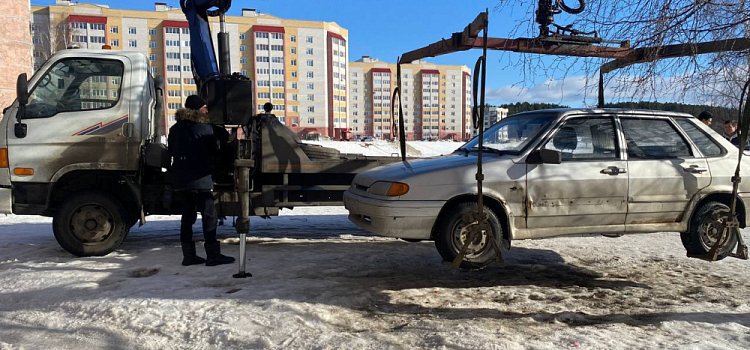 Судебные приставы арестовали автомобиль ярославца, нарушившего ПДД 104 раза