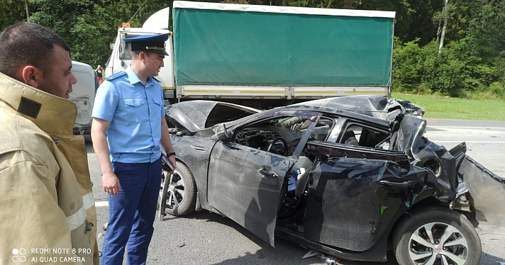 Столкнулись девять машин: в массовом ДТП на трассе «Холмогоры» пострадали четыре человека, в том числе ребенок_247329