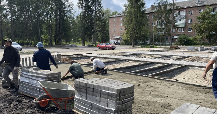 С ярославского подрядчика взыскали неустойку за незаконченное благоустройство у ДК