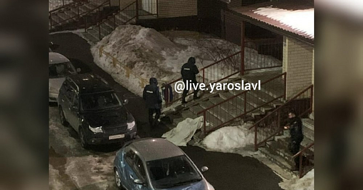В Дзержинском районе нашли труп 18-летней девушки