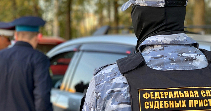 В Ярославской области приставы задержали алиментщика прямо на перроне