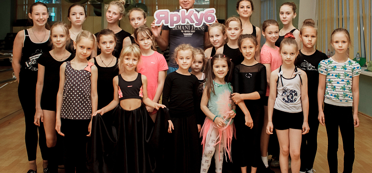 Юные красавицы готовятся к конкурсу «Yaroslavl Mini Miss-2015»_37516