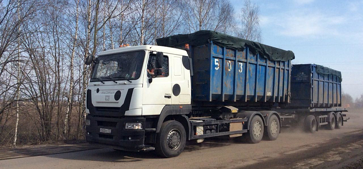 На полигон «Скоково» под Ярославлем приезжали мусоровозы, вероятно, принадлежащие Правительству Москвы. Репортаж «Яркуба»_137855