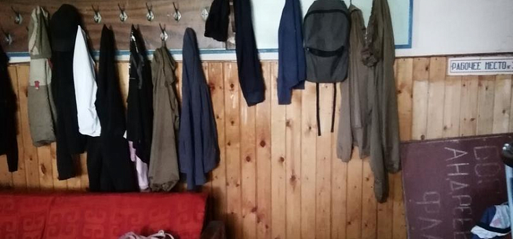 «Здание рушится на глазах». В Переславле-Залесском бьют тревогу из-за состояния базы детской спортивной школы_165818