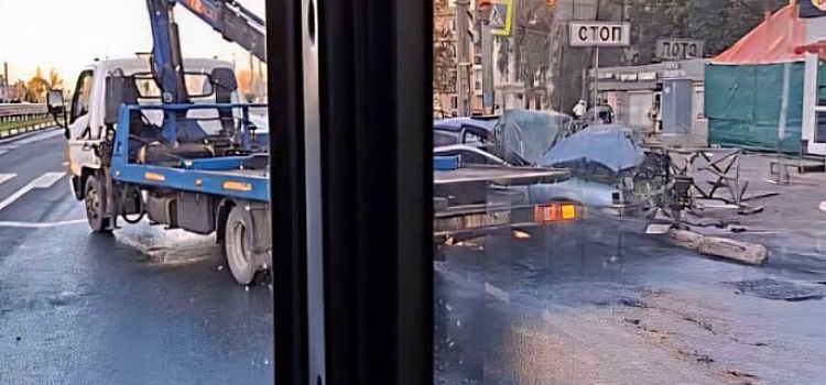 За выходные в Ярославской области в ДТП два человека погибли, трое пострадали