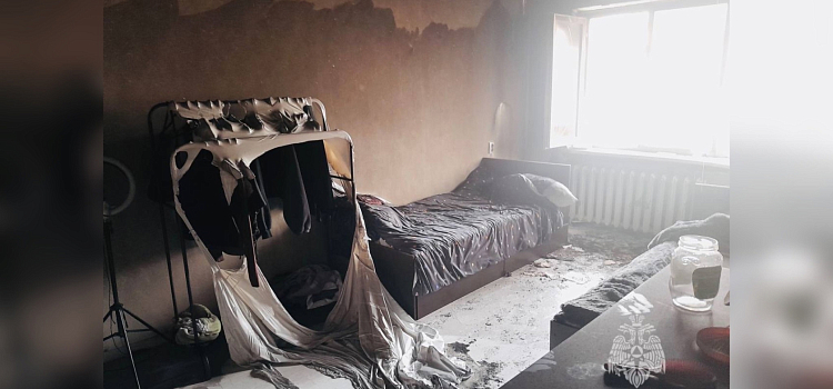В Ярославле горели две квартиры и автомобиль_268650