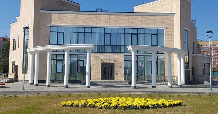 Новый общественно-культурный центр открылся в посёлке Красный Бор