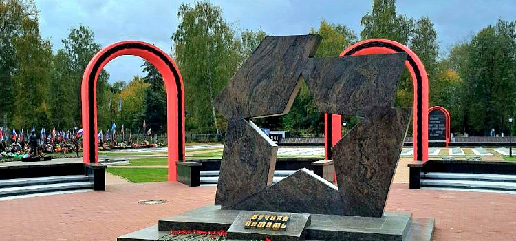 В Ярославле на Воинском мемориальном кладбище завершили реставрацию захоронений