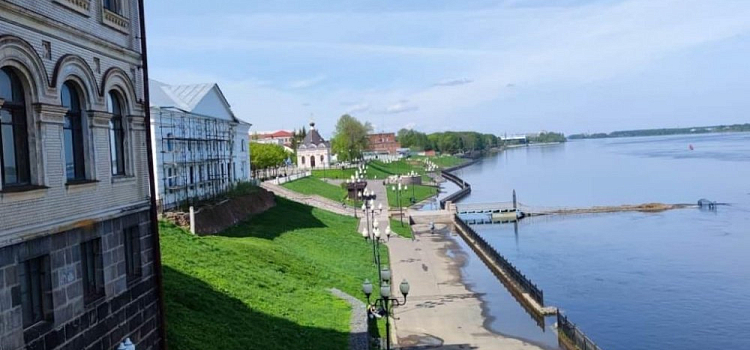 В Рыбинске снизился уровень воды в Волге
