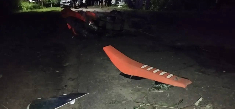 В Ярославской области молодой водитель питбайка скончался, не уступив дорогу иномарке_319027