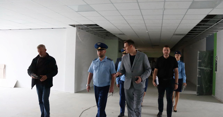 Областной прокурор проверил строительство нового корпуса школы в Угличе