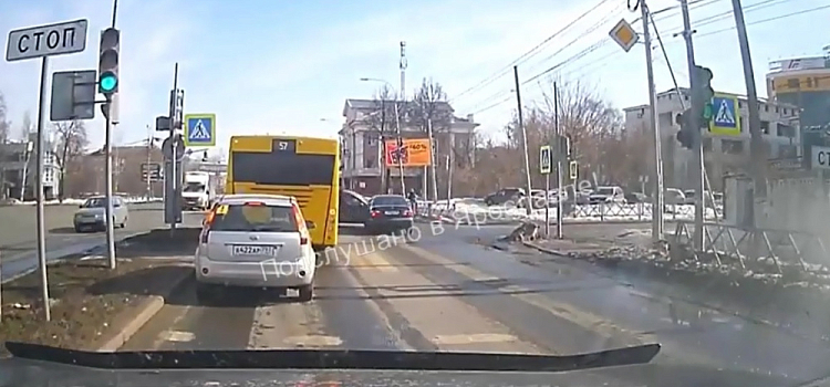 В Ярославле в ДТП пострадал четырёхлетний ребёнок