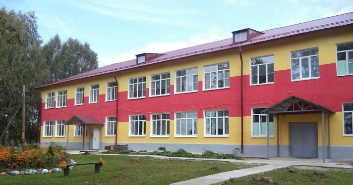 Жители Ярославской области попросили не закрывать школу-интернат в глубинке