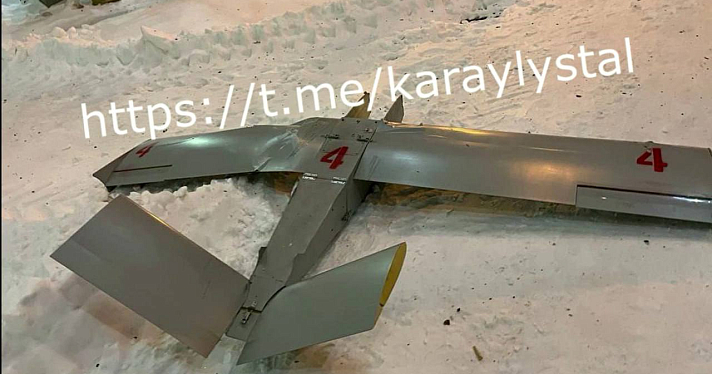 Источник: на ярославский НПЗ запустили сразу четыре дрона_263032