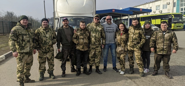 Бойцы спецоперации поблагодарили ярославское правительство, общественников и волонтеров за сбор и доставку помощи