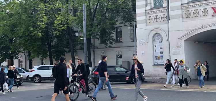 В Минтруде сообщили, могут ли отстранить от работы тех, кто отказался от вакцинации