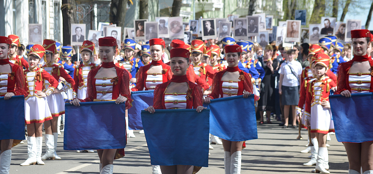 Ярославль отпраздновал Юбилей Великой Победы!_30821