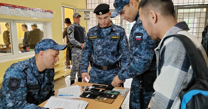 В Ярославле неплательщика алиментов выдала фотография в интернете