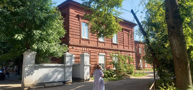 Две недели выходных планируют ввести из-за высокой смертности от ковида