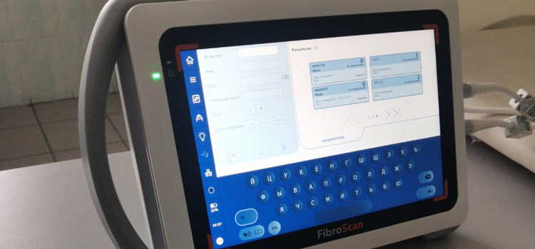 В Ярославле в инфекционную больницу поступило новое оборудование для исследования печени_276112