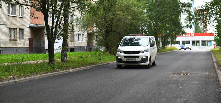 В Ярославле почти отремонтировали «проклятый» проезд в Дзержинском районе_278928