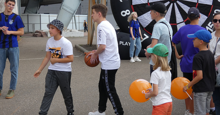 MatchDay «Шинника»: в Ярославле организовали футбольный праздник перед матчем_216887