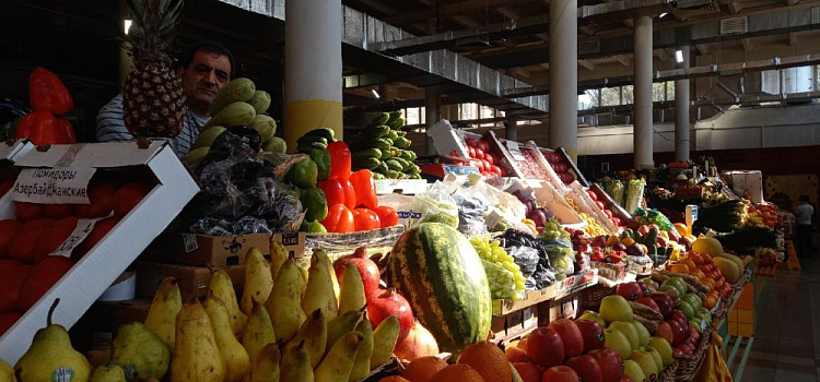 Проктолог перечислила продукты, которые наладят работу ЖКТ