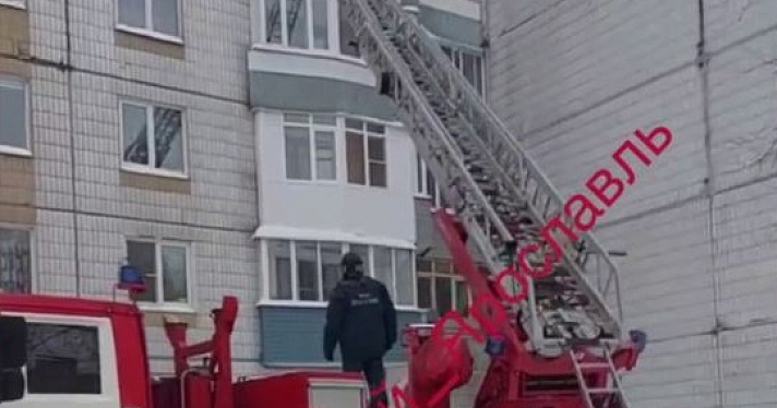 Ярославские пожарные спасли ребёнка от холода